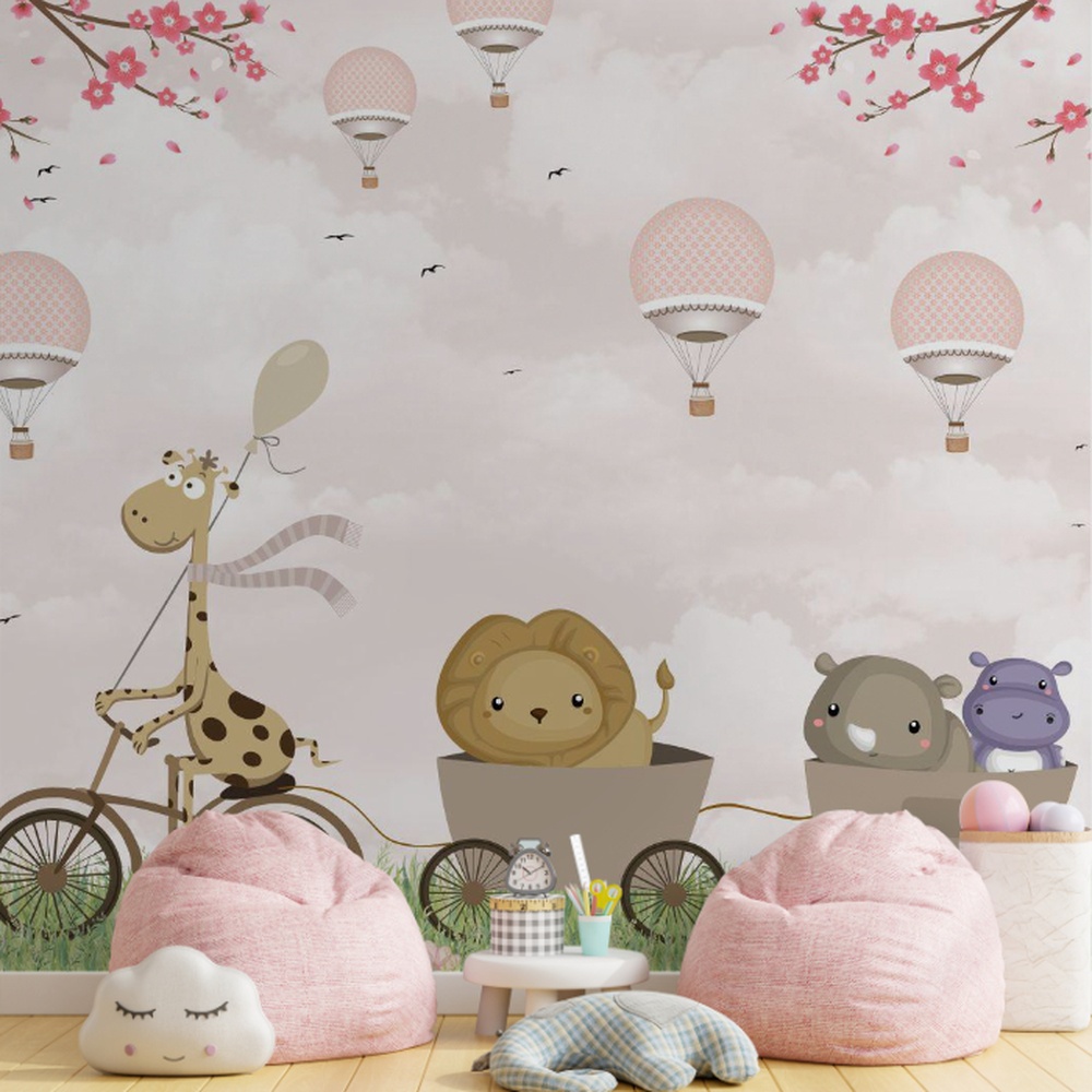 Papel de parede temático com bichinhos exploradores em meio à natureza.