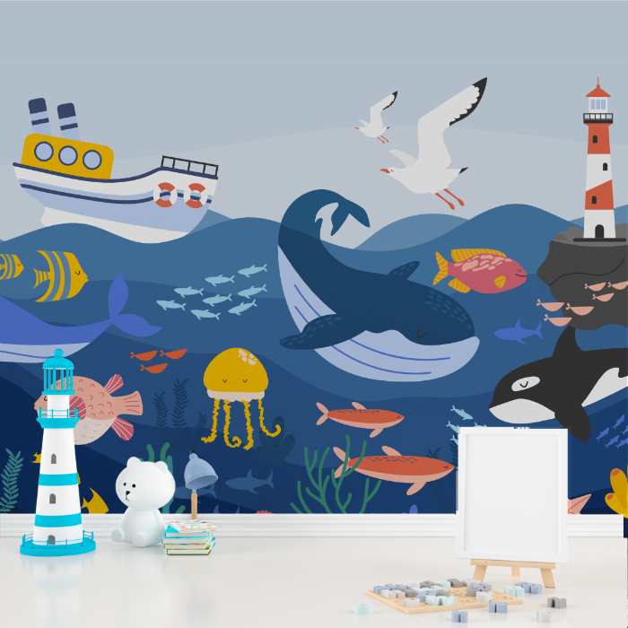 Ilustração lúdica e vibrante representando a Aventura no Fundo do Mar, com baleias, peixes coloridos, uma água-viva e um barco navegando sobre ondas azuis. Gaivotas voam no céu, enquanto um farol se destaca sobre uma rocha. O cenário transmite um ambiente divertido e encantador, ideal para estimular a imaginação das crianças e trazer a magia do oceano para a decoração.