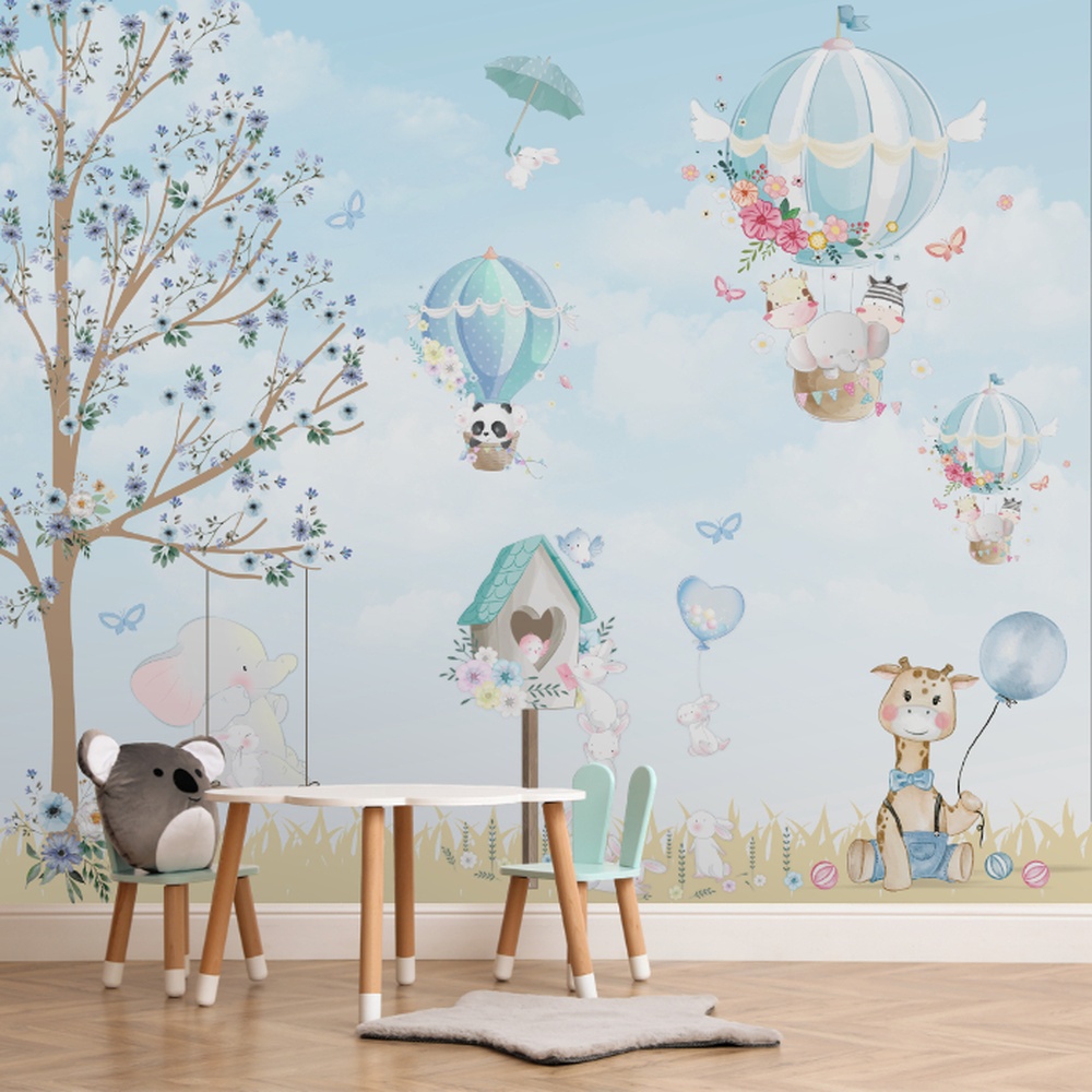 Papel de parede infantil com balões, bichinhos e flores, criando um ambiente lúdico e encantador para quartos de crianças."