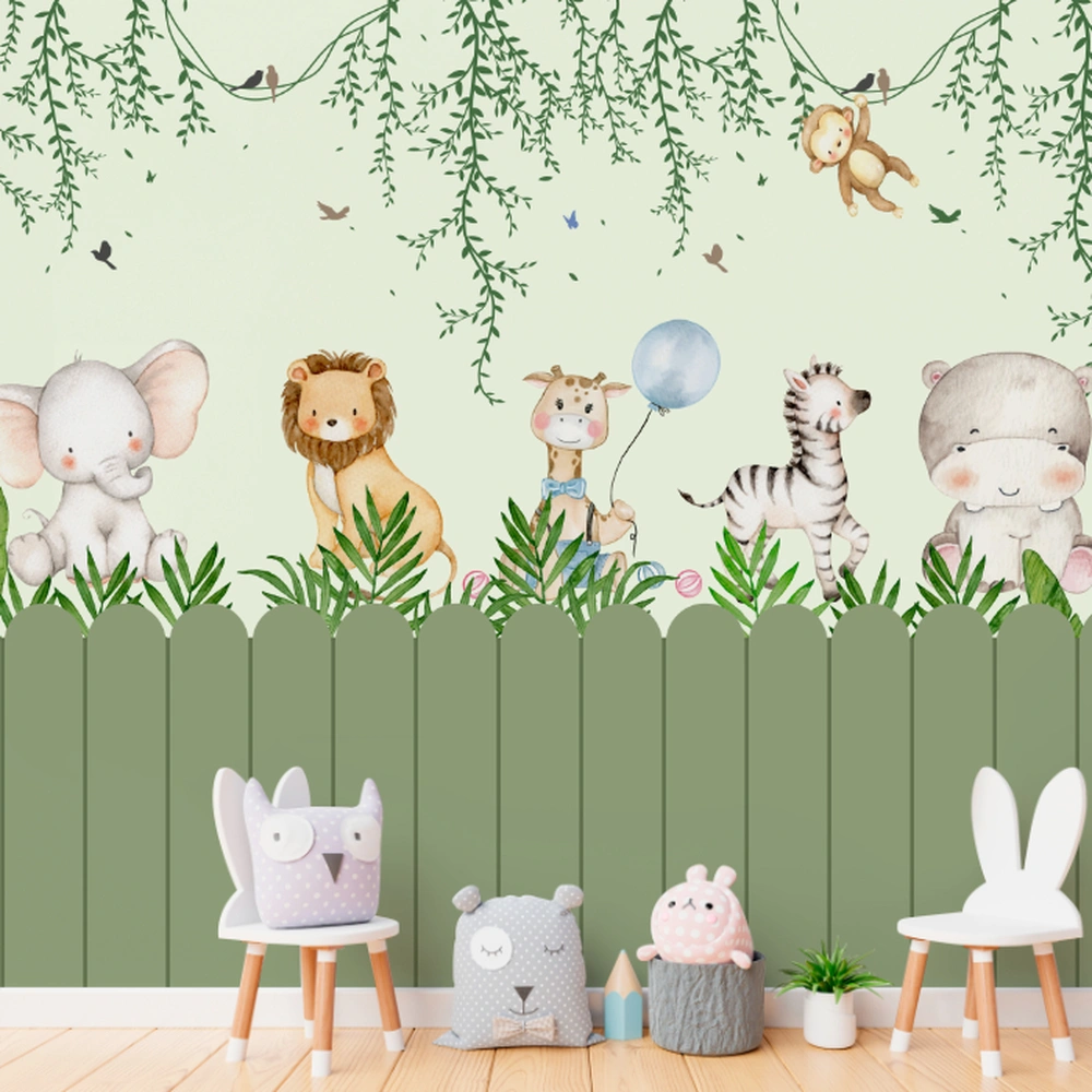Ilustração aquarelada de bichinhos do safari em um ambiente verde com cerca e plantas.